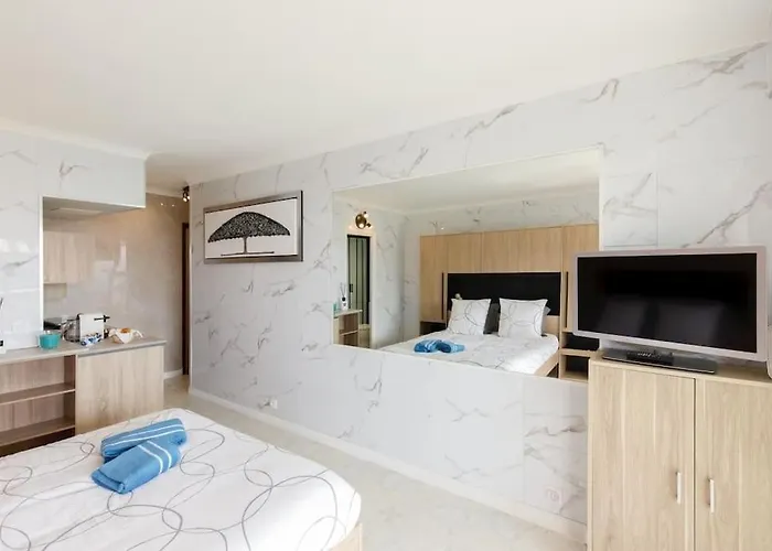 Lejlighed Calme Et Elegant Avec Vue